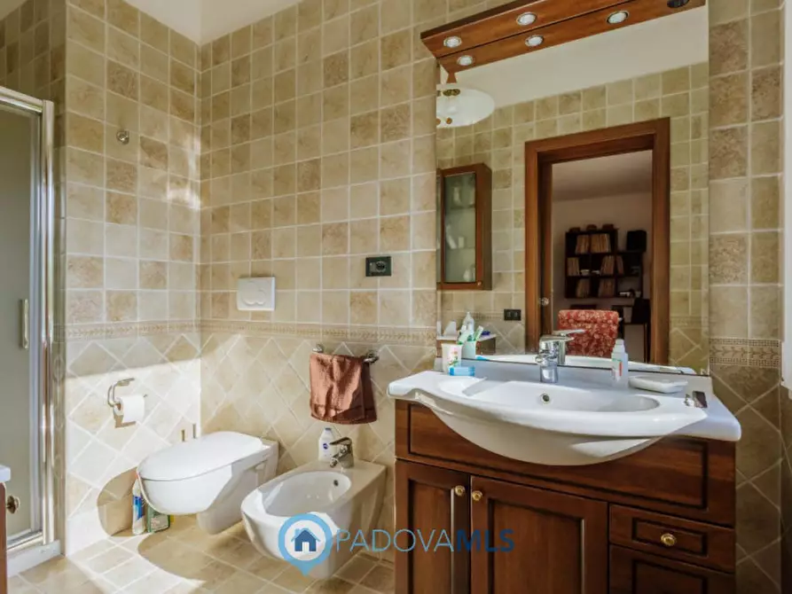 Immagine 8 di Villa in vendita  in Via Fratelli Cervi a Galzignano Terme