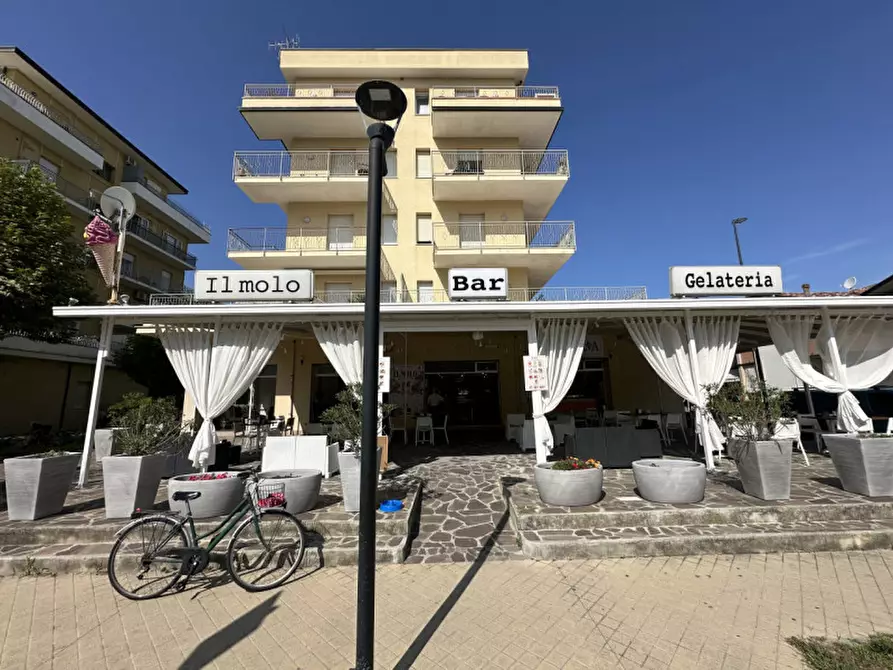 Immagine 1 di Attività commerciale in vendita  in Viale Romagna 412 a Ravenna