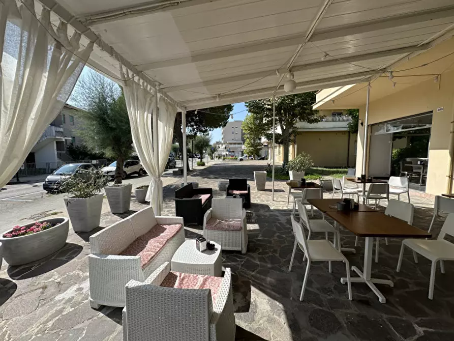 Immagine 5 di Attività commerciale in vendita  in Viale Romagna 412 a Ravenna