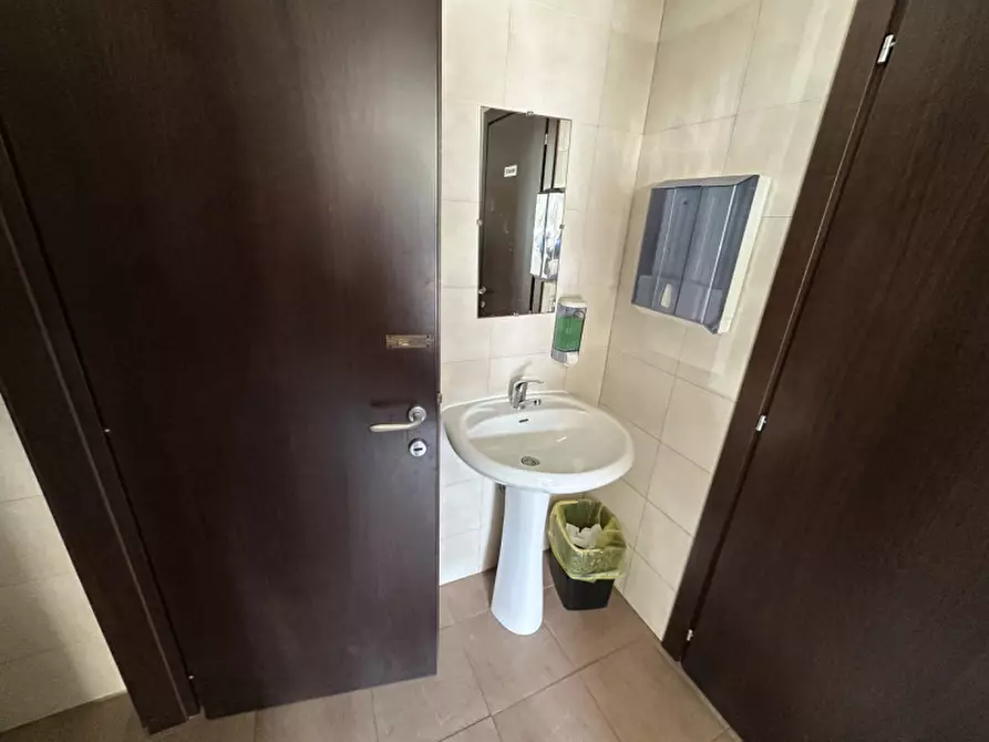 Immagine 32 di Attività commerciale in vendita  in Viale Romagna 412 a Ravenna