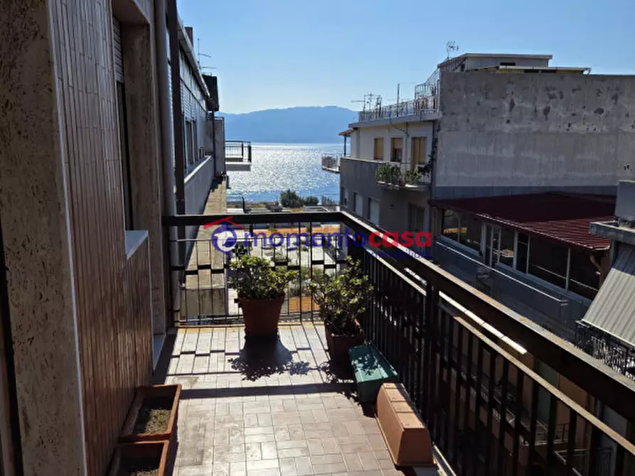 Immagine 13 di Appartamento in vendita  in Via Alcide De Gasperi 15 a Reggio Di Calabria