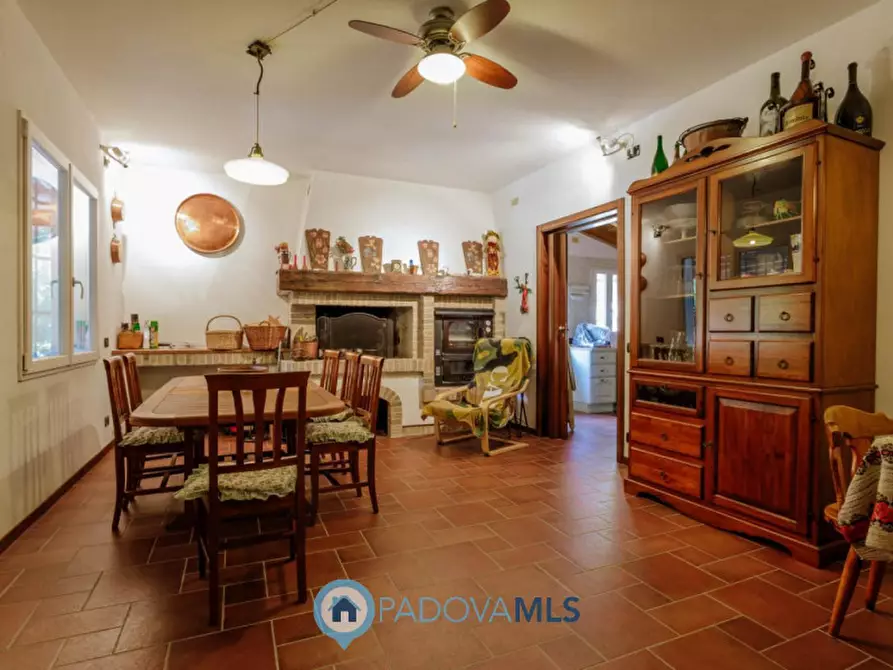 Immagine 18 di Villa in vendita  in via fratelli cervi a Galzignano Terme