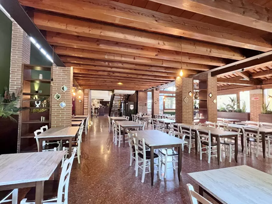 Immagine 16 di Negozio in vendita  in Via Ca' d'Oro a Bolzano Vicentino