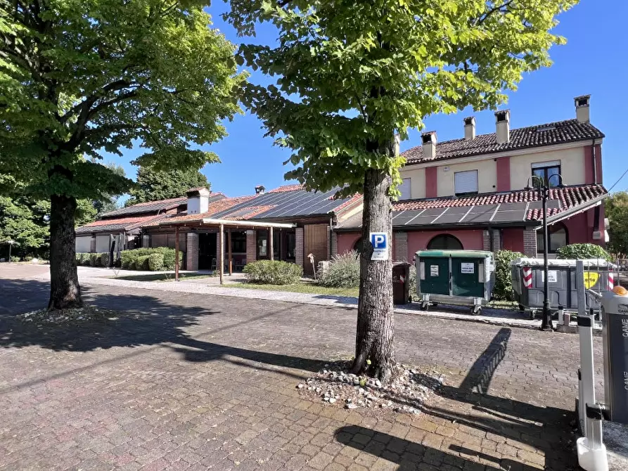 Immagine 20 di Negozio in vendita  in Via Ca' d'Oro a Bolzano Vicentino