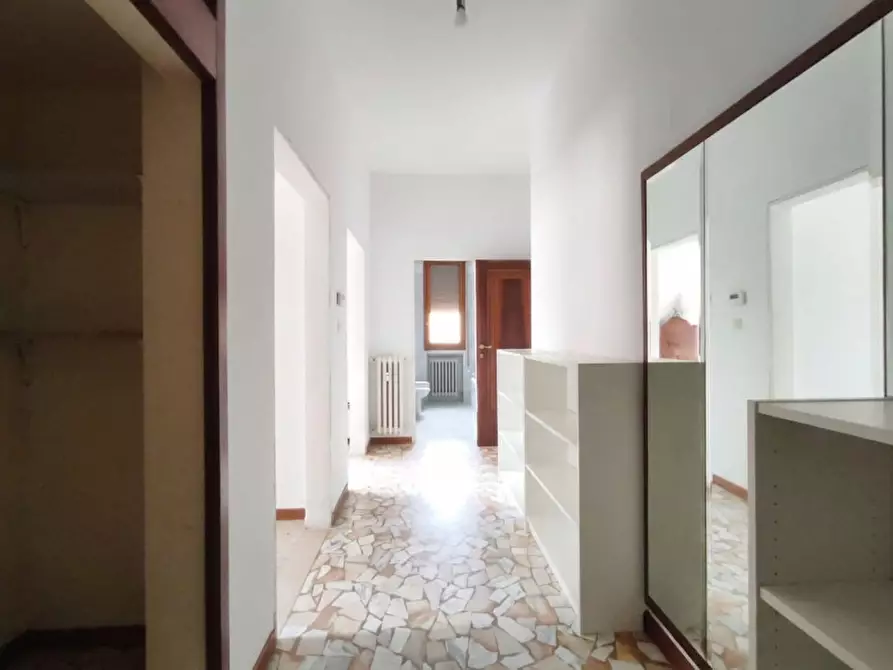 Immagine 5 di Appartamento in vendita  in Via Ercole Lelli a Bologna