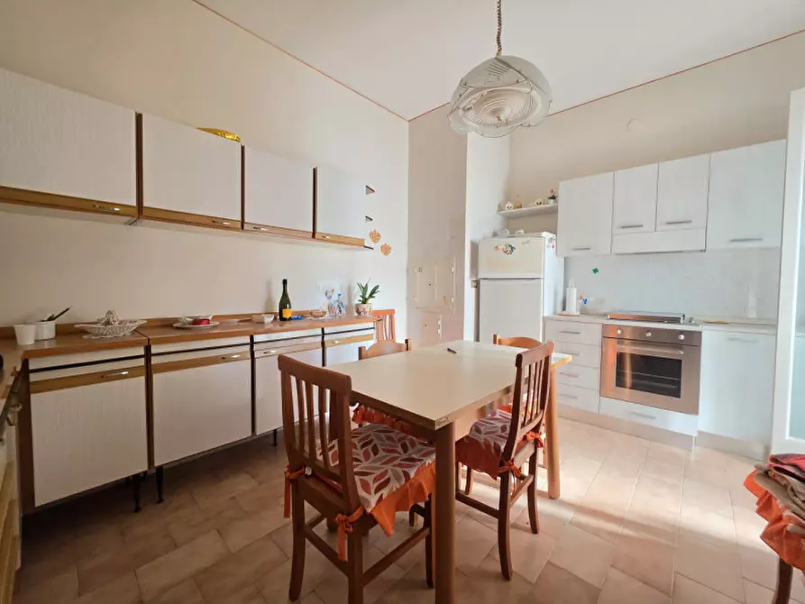 Immagine 4 di Appartamento in vendita  a Bisceglie