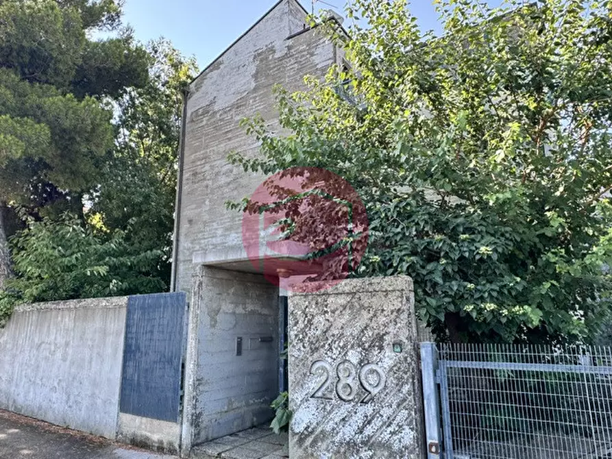 Immagine 3 di Casa bifamiliare in vendita  a Santarcangelo Di Romagna