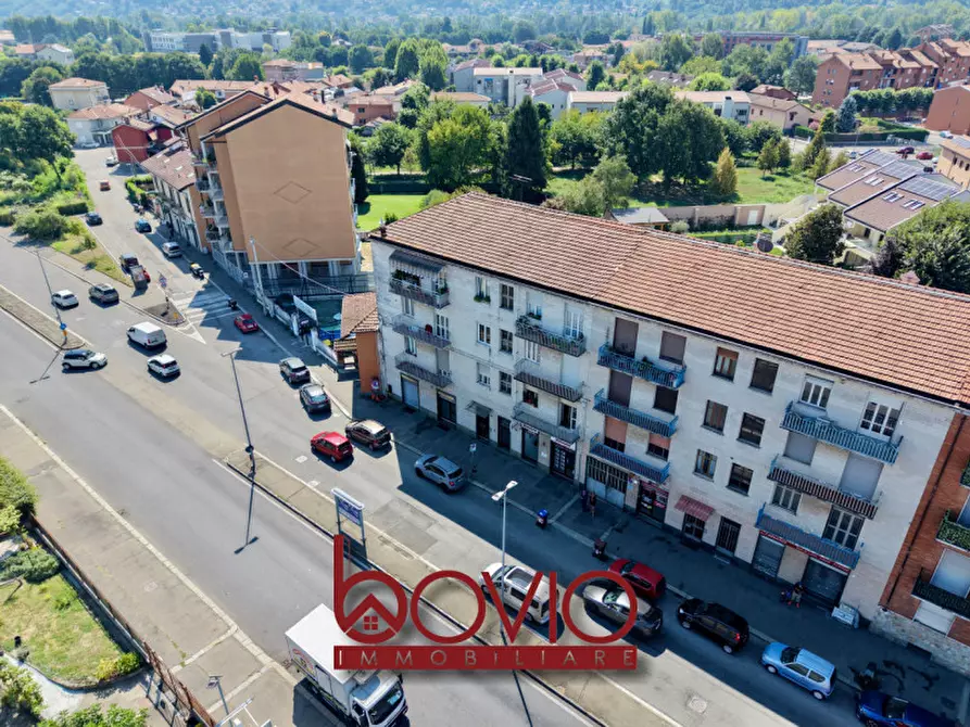 Immagine 1 di Negozio in vendita  in STRADA SAN MAURO N°90 a Torino