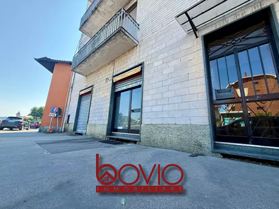 Immagine 2 di Negozio in vendita  in STRADA SAN MAURO N°90 a Torino