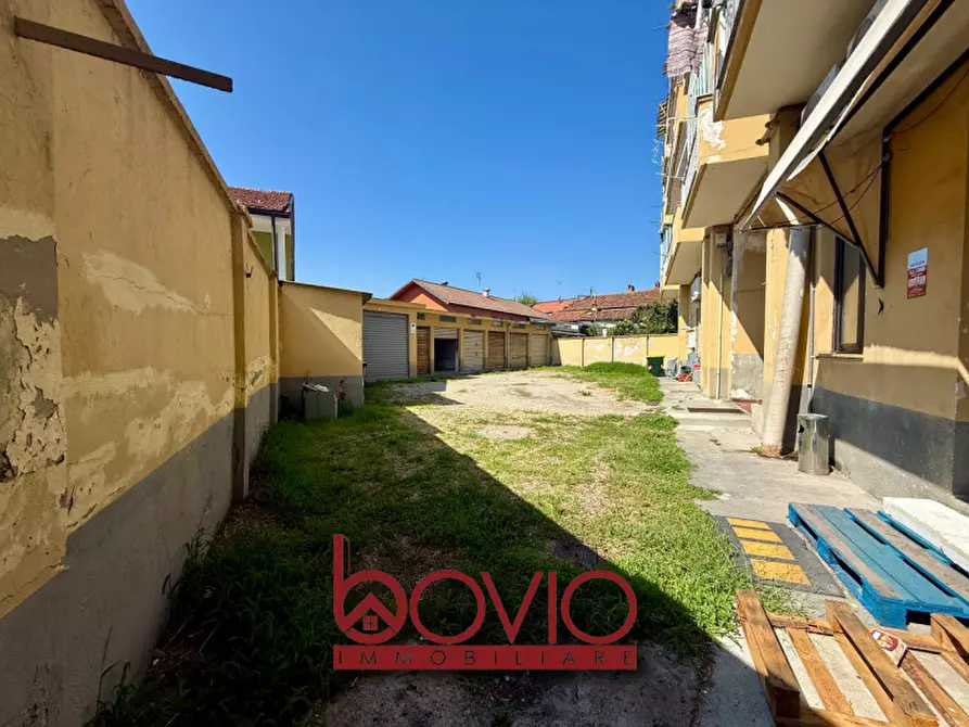 Immagine 24 di Negozio in vendita  in STRADA SAN MAURO N°90 a Torino