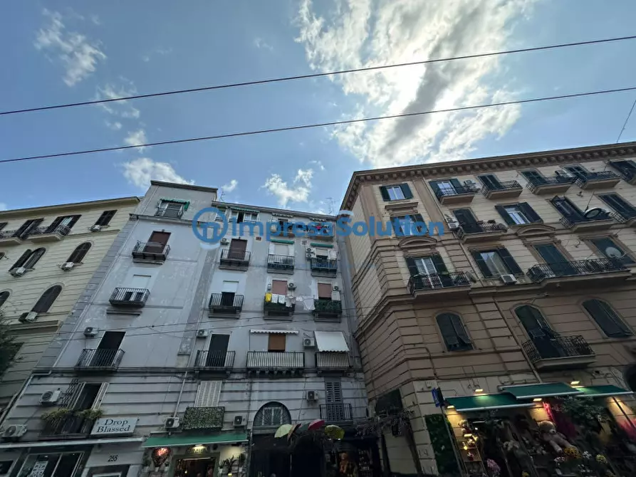 Immagine 2 di Negozio in affitto  in Corso Giuseppe Garibaldi a Napoli