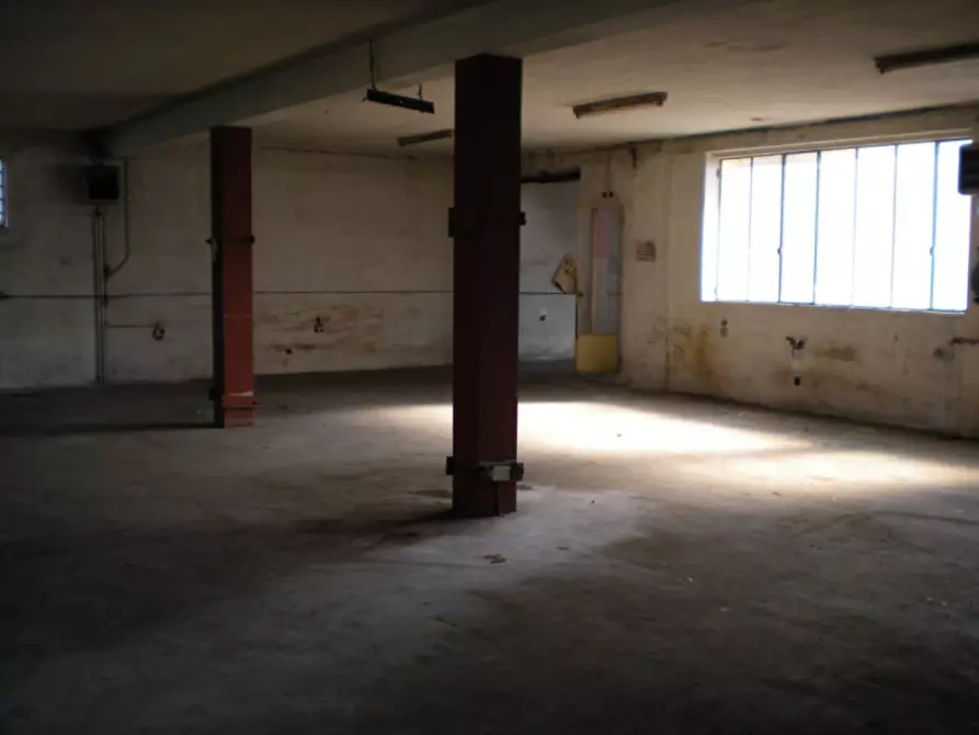 Immagine 10 di Capannone industriale in vendita  in Corso Pavia, 56 a Vigevano
