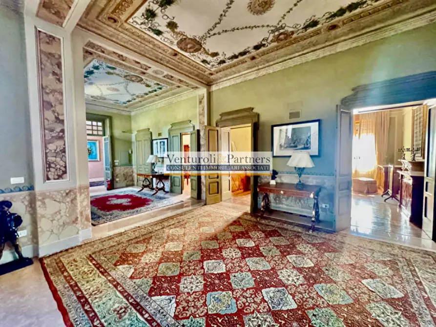 Immagine 2 di Palazzo in vendita  in Via Malocco Sotto 32 a Lonato del Garda