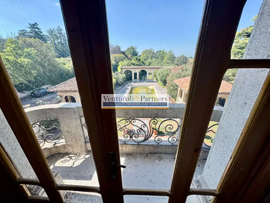 Immagine 24 di Palazzo in vendita  in Via Malocco Sotto 32 a Lonato del Garda