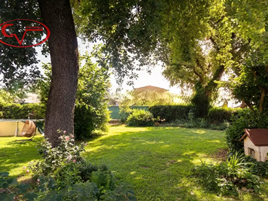 Immagine 5 di Villa in vendita  in Piazza Cesare Battisti a Montevarchi