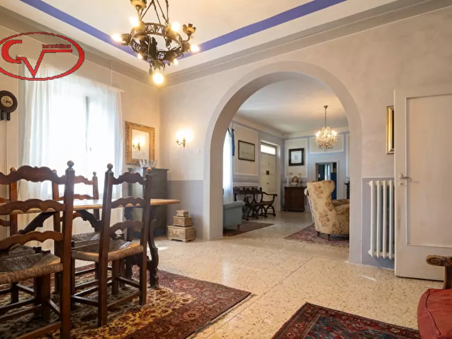 Immagine 16 di Villa in vendita  in Piazza Cesare Battisti a Montevarchi