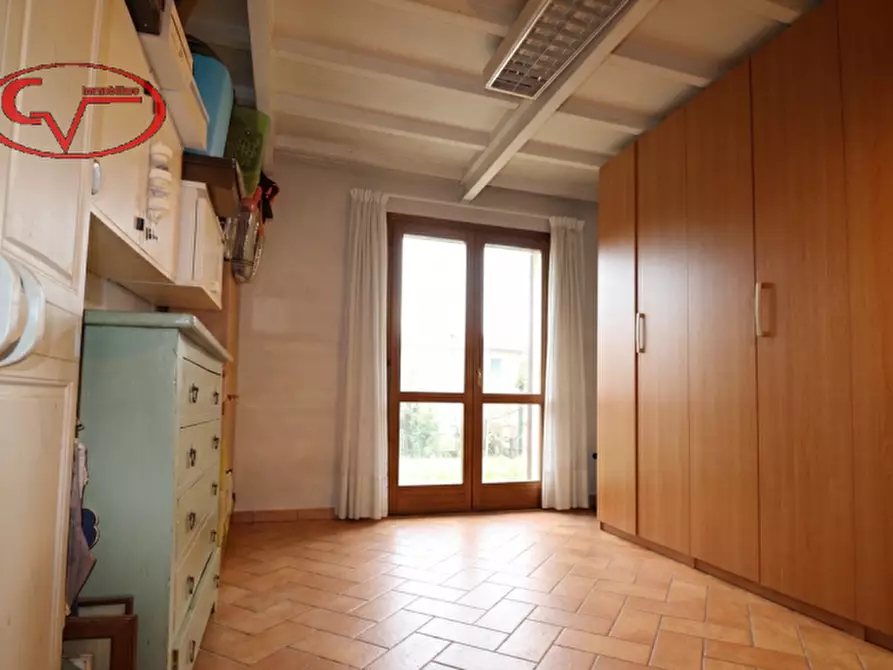 Immagine 19 di Villa in vendita  in Piazza Cesare Battisti a Montevarchi