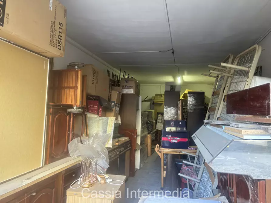 Immagine 4 di Garage in vendita  in Via Roma 69 a Nepi