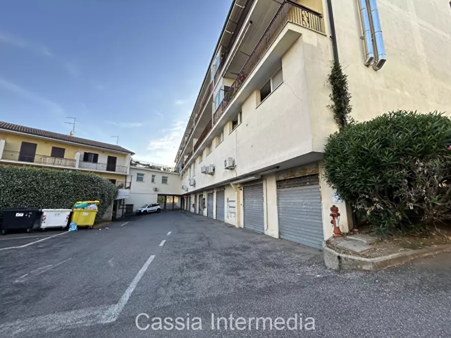Immagine 6 di Garage in vendita  in Via Roma 69 a Nepi