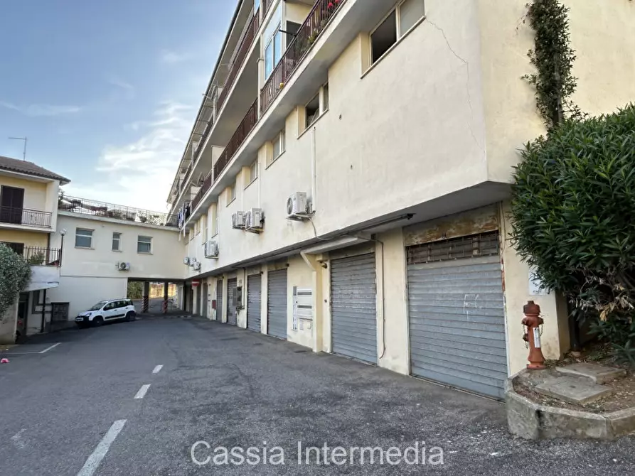 Immagine 7 di Garage in vendita  in Via Roma 69 a Nepi