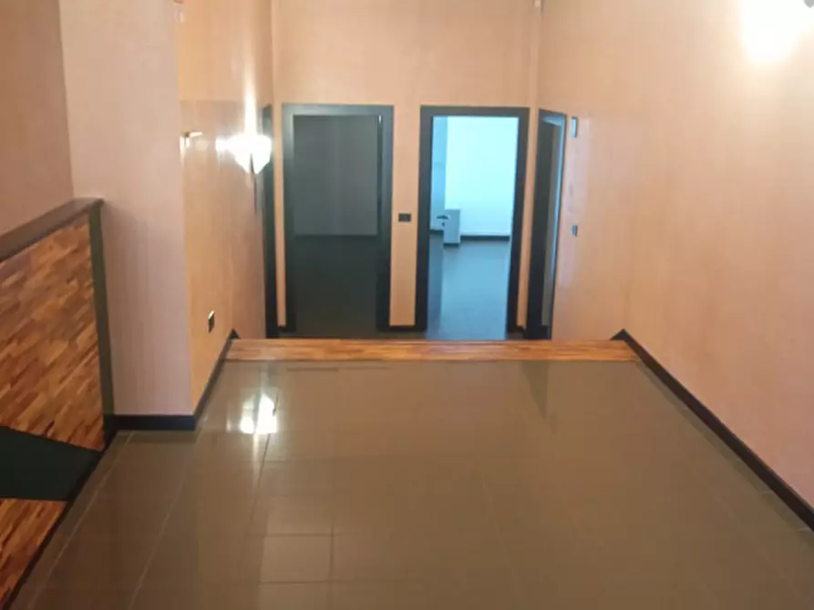 Immagine 4 di Ufficio in vendita  in via spallanzani a Santa Maria Di Sala