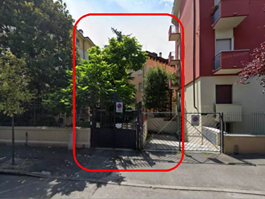 Immagine 3 di Appartamento in vendita  in Via Rovereto 11 a Verona