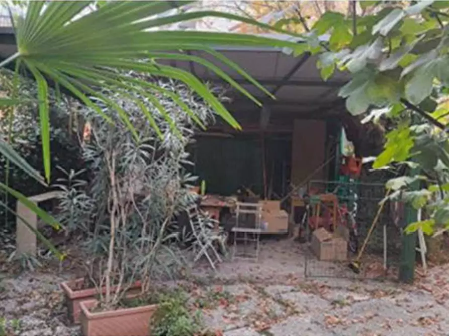 Immagine 9 di Appartamento in vendita  in Via Rovereto 11 a Verona