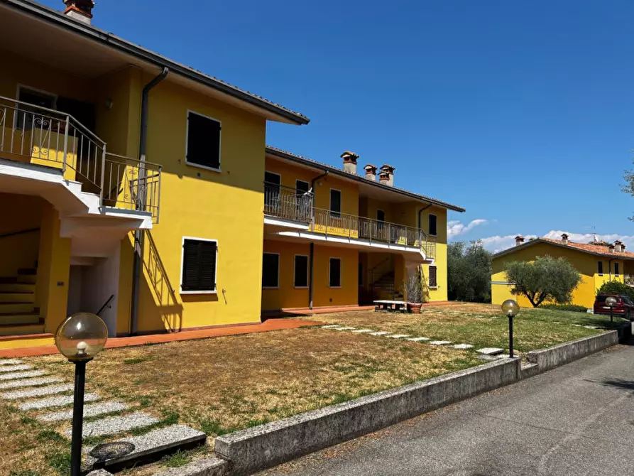 Immagine 3 di Appartamento in vendita  in Via San Rocco a Soiano Del Lago
