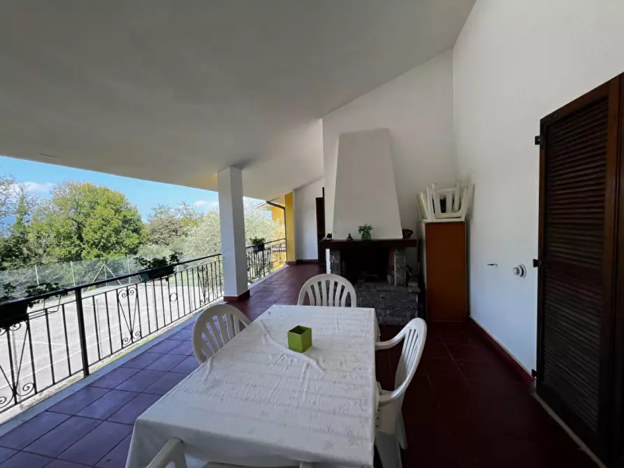 Immagine 8 di Appartamento in vendita  in Via San Rocco a Soiano Del Lago