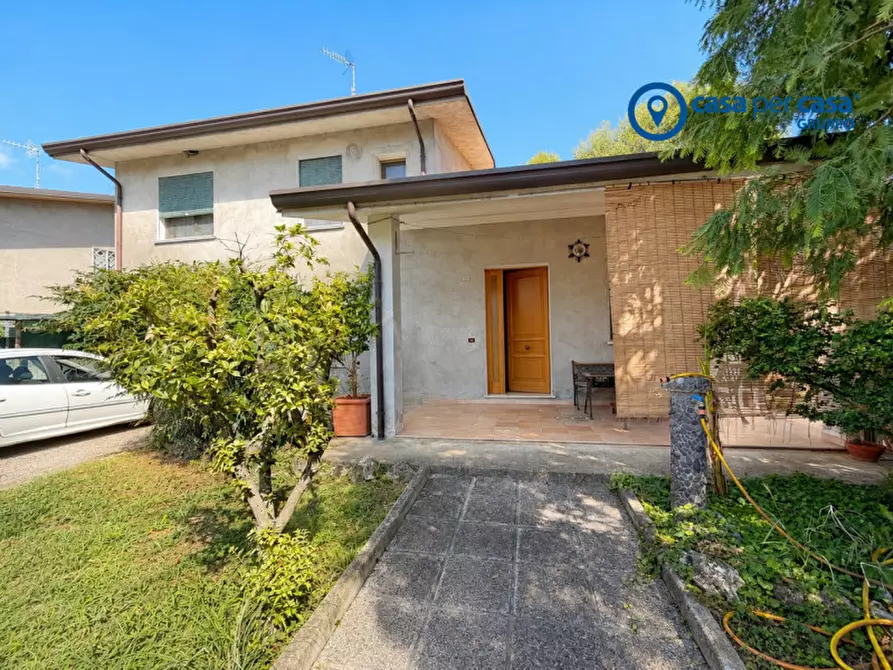 Immagine 1 di Casa indipendente in vendita  in Via Don G. Breda a Vescovana