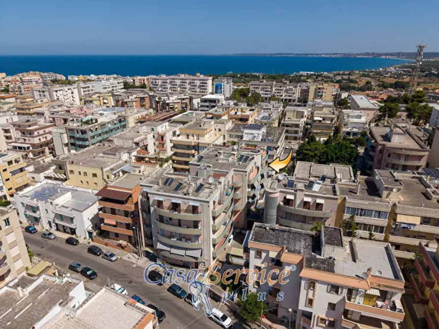 Immagine 36 di Appartamento in vendita  in Via Goldoni a Gallipoli
