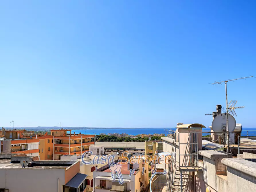 Immagine 38 di Appartamento in vendita  in Via Goldoni a Gallipoli
