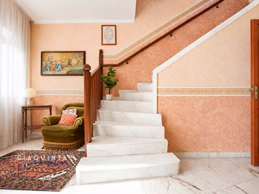 Immagine 3 di Casa indipendente in vendita  in Via Umberto Primo n. 110 a Mineo