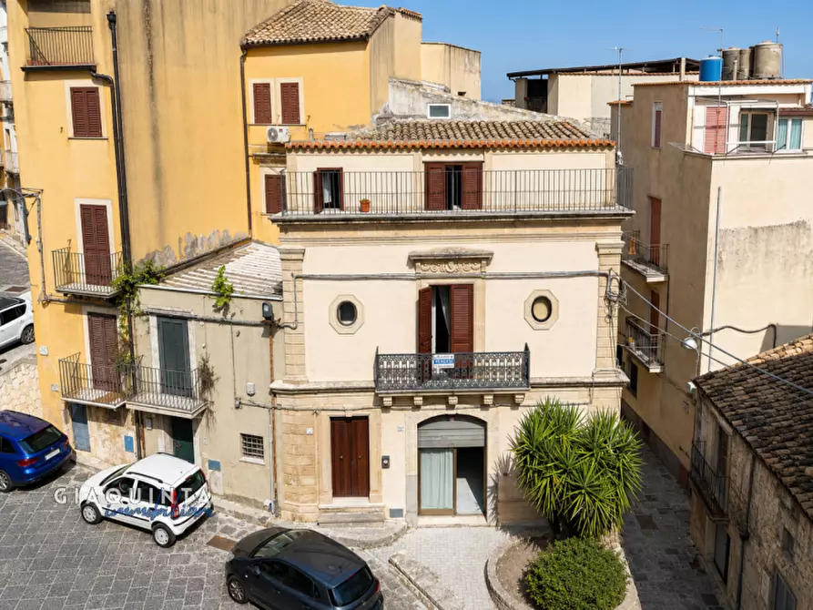 Immagine 18 di Casa indipendente in vendita  in Via Umberto Primo n. 110 a Mineo