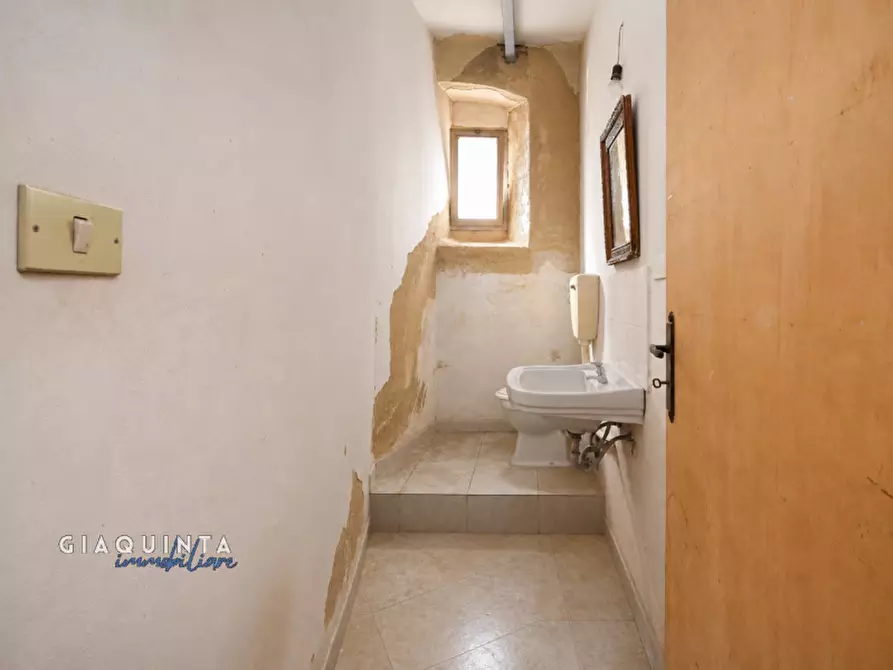 Immagine 22 di Casa indipendente in vendita  in Via Umberto Primo n. 110 a Mineo