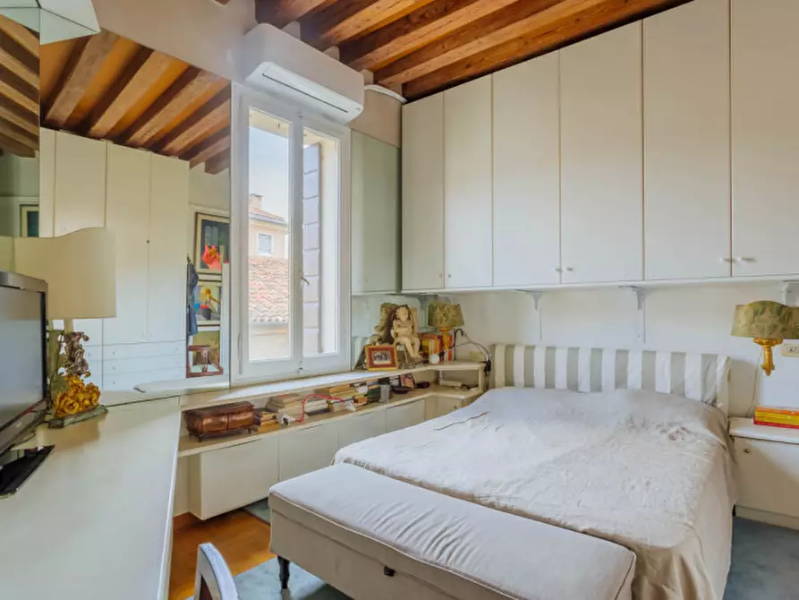 Immagine 15 di Appartamento in vendita  in Prato della Valle a Padova