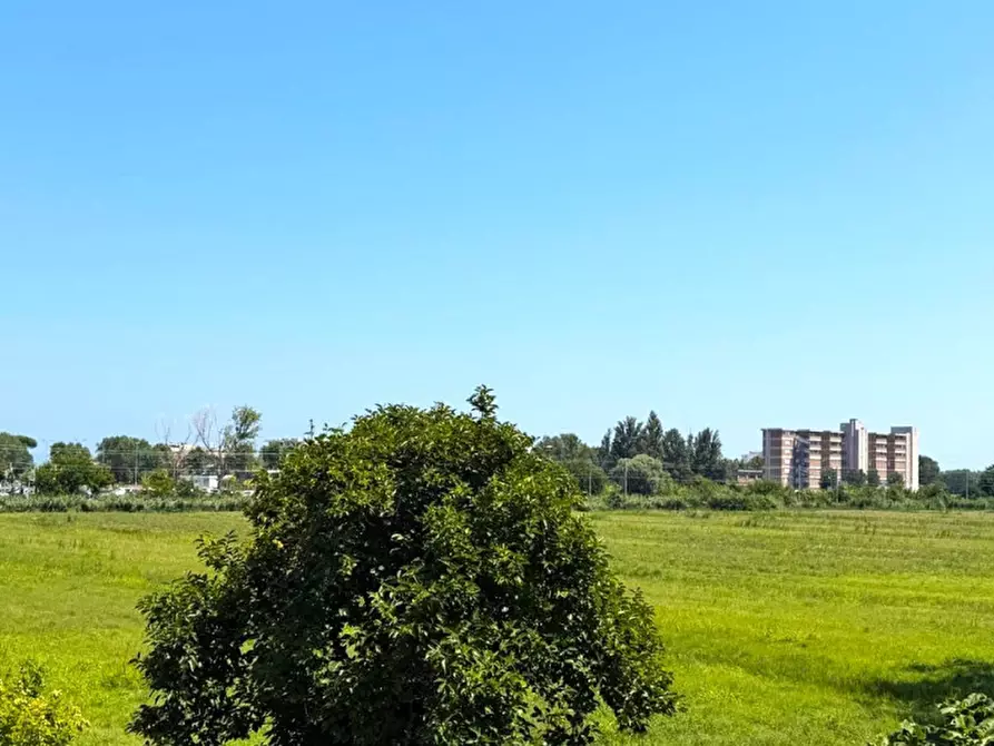 Immagine 16 di Appartamento in vendita  in via Unità d'Italia a Misano Adriatico