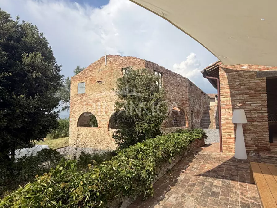 Immagine 16 di Rustico / casale in vendita  a Palaia
