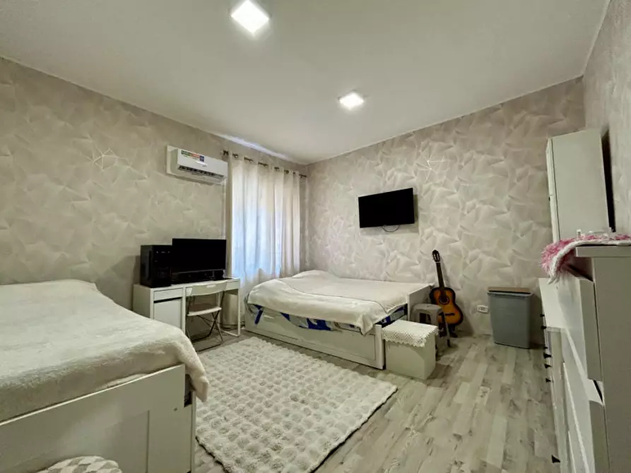 Immagine 10 di Villetta a schiera in vendita  in Via Fratelli Kennedy, 41 a Terrazzo