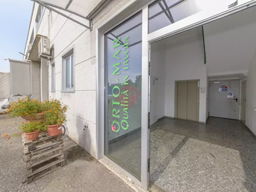 Immagine 7 di Capannone industriale in vendita  in Via Sandro Pertini a Melzo