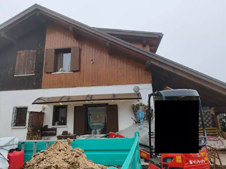 Immagine 1 di Casa indipendente in vendita  in Via Bisocca, 10 a Tambre