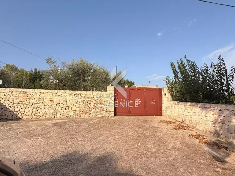 Immagine 41 di Rustico / casale in vendita  in contrada cicerone a Ostuni