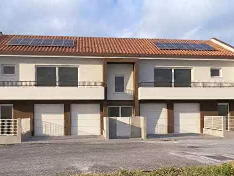 Immagine 1 di Appartamento in vendita  in Via XXV Aprile a Salzano
