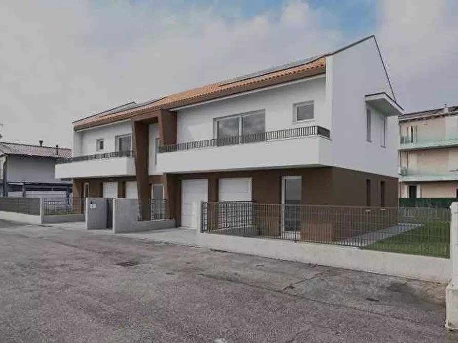Immagine 2 di Appartamento in vendita  in Via XXV Aprile a Salzano