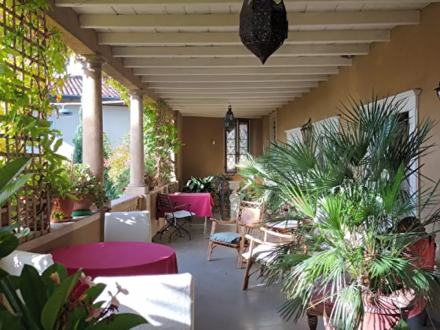 Immagine 4 di Villa in vendita  in Via Barzoni a Lonato del Garda