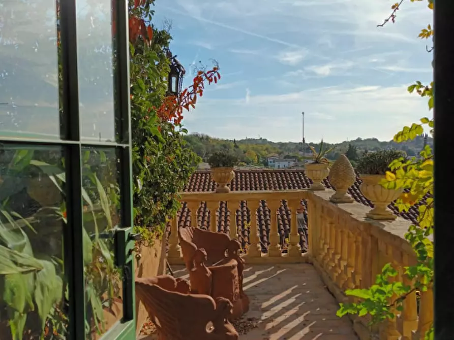 Immagine 6 di Villa in vendita  in Via Barzoni a Lonato del Garda