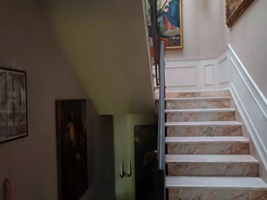 Immagine 9 di Villa in vendita  in Via Barzoni a Lonato del Garda