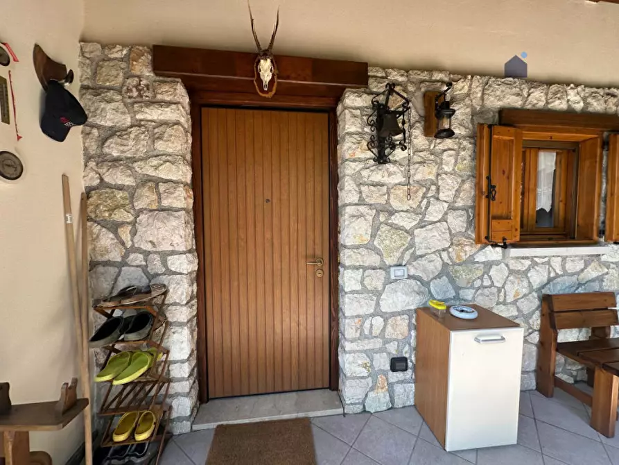 Immagine 2 di Villa in vendita  in via casinetto 19 a Serle