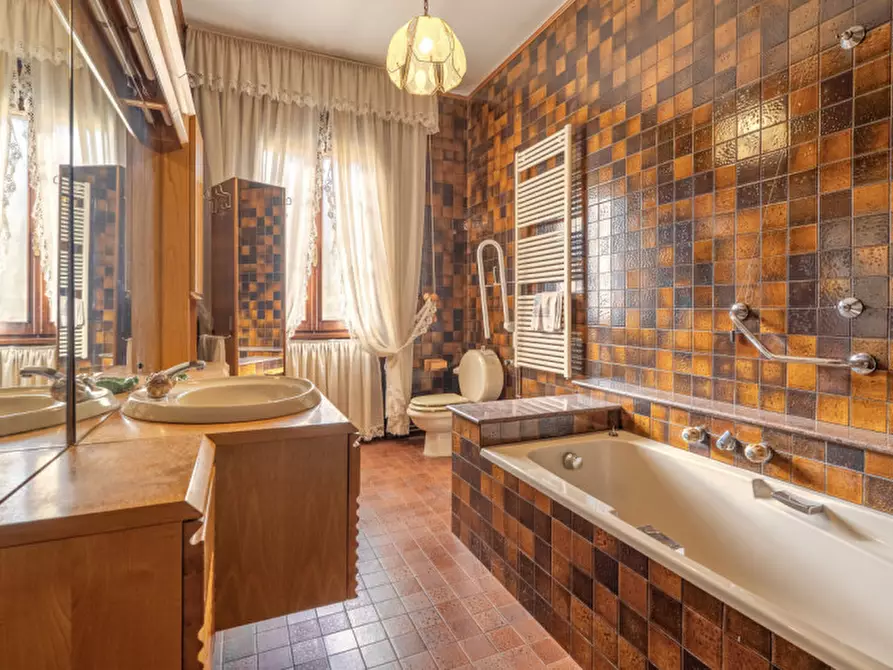 Immagine 15 di Villa in vendita  in Via Sottoprà a Solesino