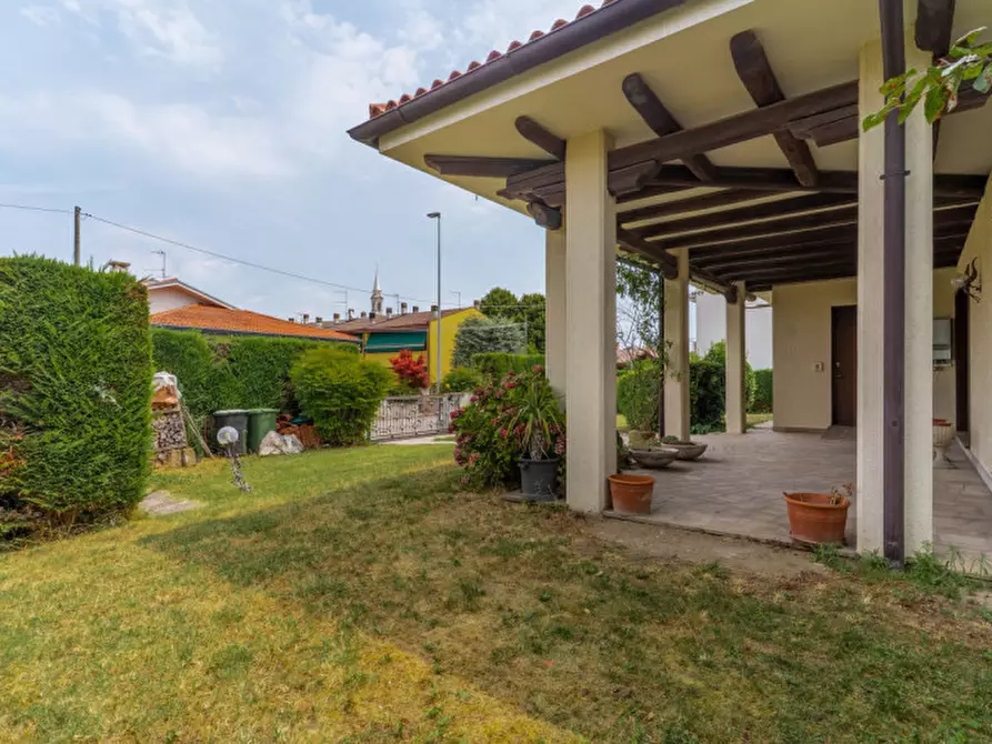 Immagine 25 di Villa in vendita  in Via Sottoprà a Solesino